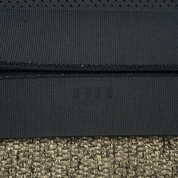 Lululemon Breeze By Muscle Tank II - Picture 8 of 10